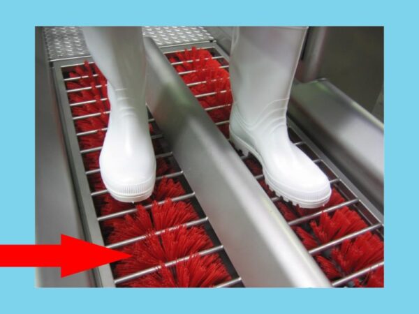 Red brush for URK - 181210275